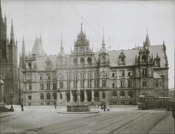 Rathaus um 1910